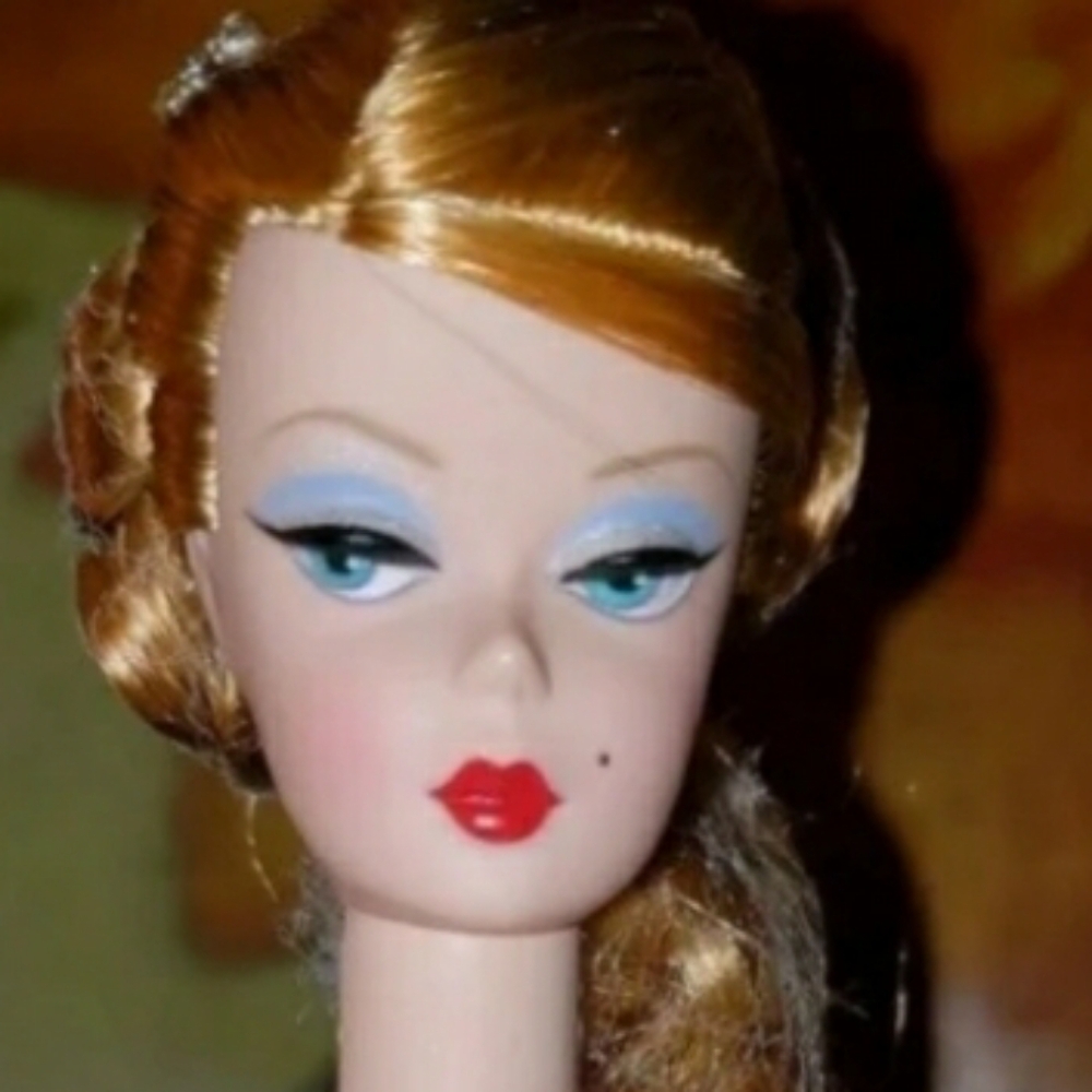 Meet your Posher, Genevieve